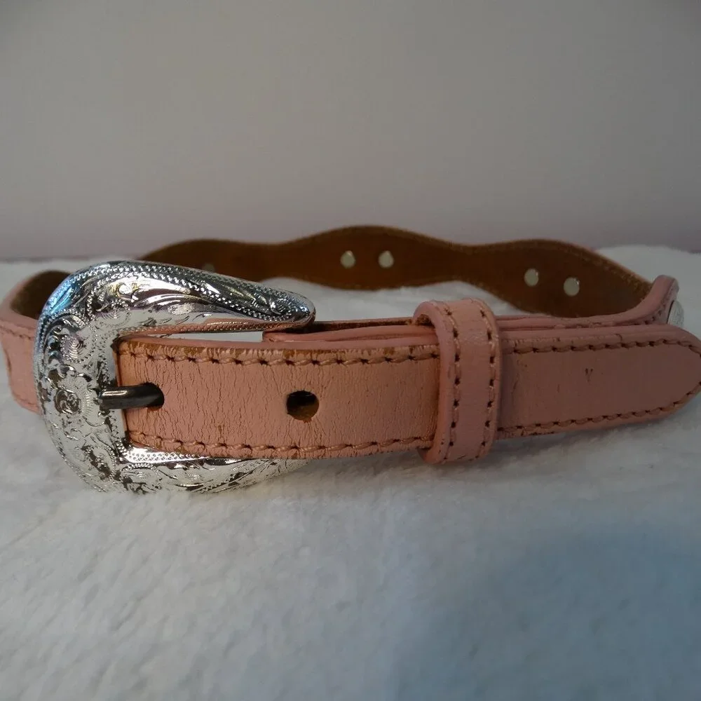 Silver Creek Classics Pink Leather Girl Size 20 Floral Silver tone Conchos